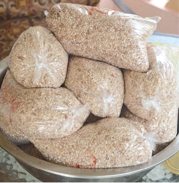 Hulled rice.