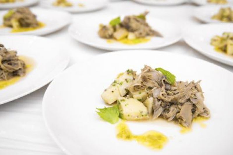 Mustard-braised rabbit with potatoes