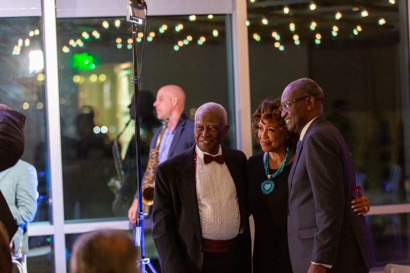Tip of the Hat recepient Lonnie Hamilton took photos with guests.