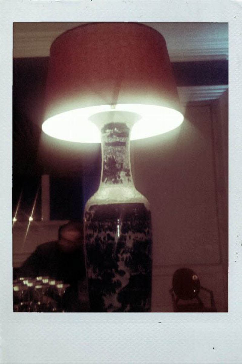 Amazing oversized lamp decor!