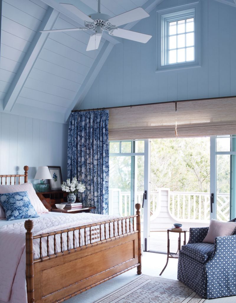 The blue room, washed in “Fresco” by C2 Paint, plays with patterns, ━ from the Ian Sanderson drapes through to the club chair.